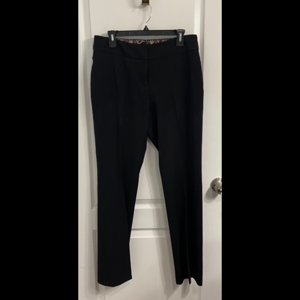 Peter Nygard Pants